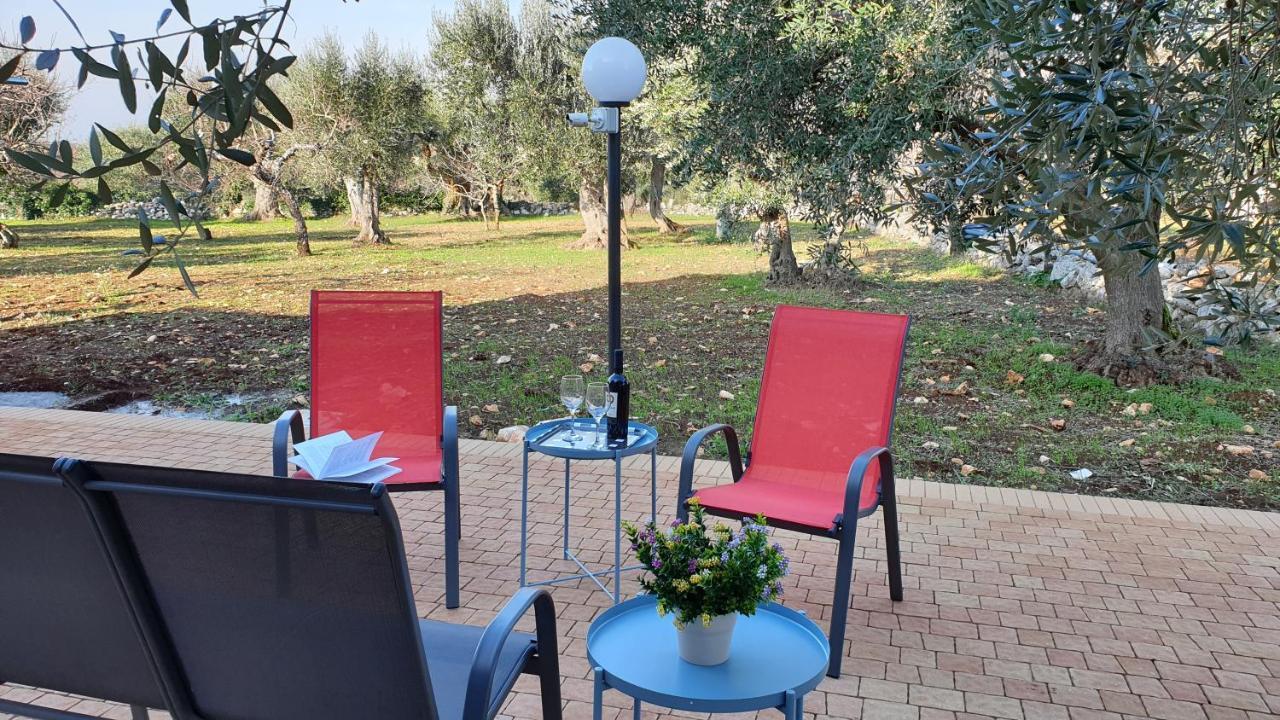 Tra Gli Ulivi Villa Putignano Exterior photo